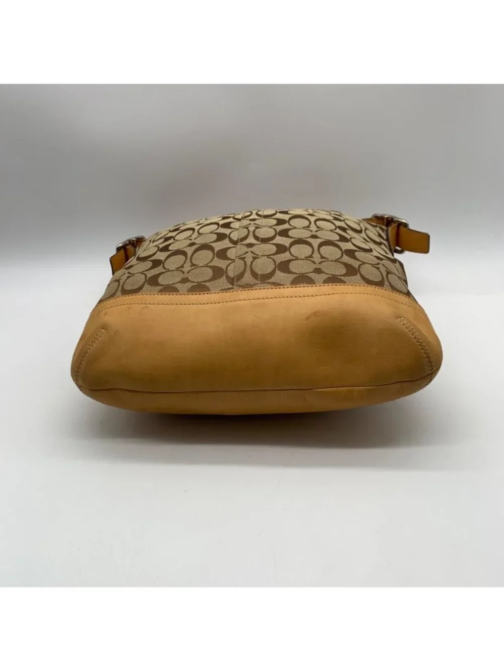 Coach Beige Vintage Y2K Signature Canvas Slim Shoulder Bag-9349